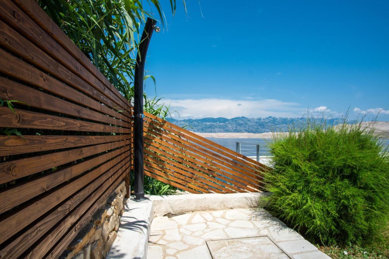 פג A White Cliffside Studio מראה חיצוני תמונה
